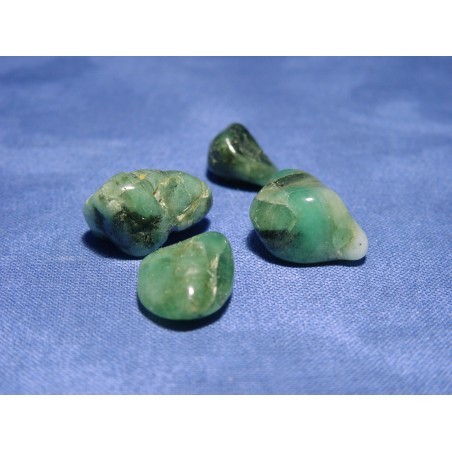 Emerald – Tumbled Stone | VED-DISTRI